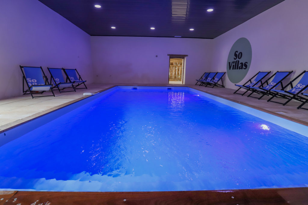 piscine interieur so villas