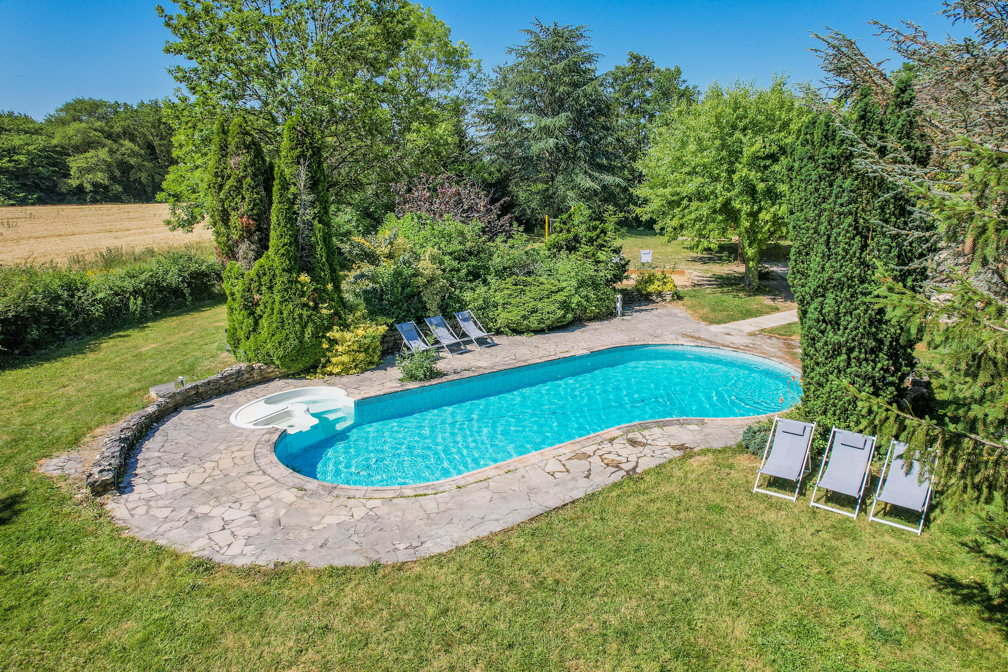 Vue aérienne de la villa Chasseusserie